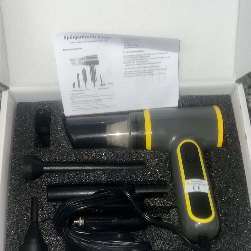 APEX Car Vacuum Cleaner - Picture 7 of 9